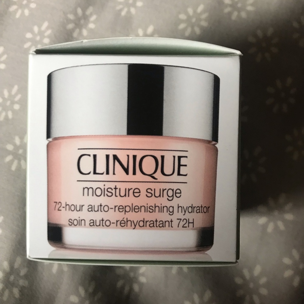 Clinique 72 hour moisture surge.